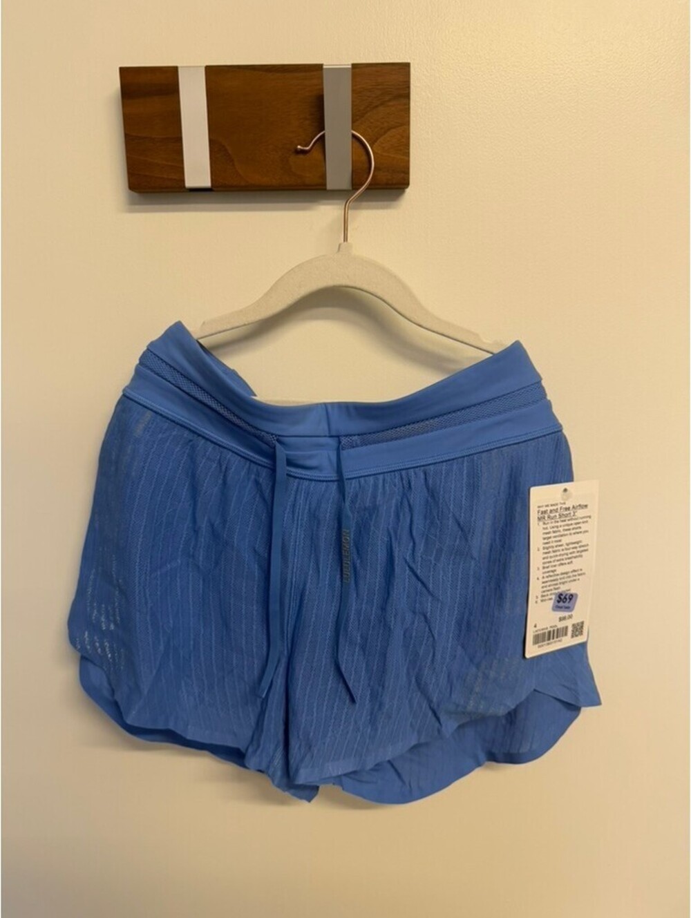 Brand New Lululemon Fast and Free Airflow MR Run Short - 3" Inseem - Size 4